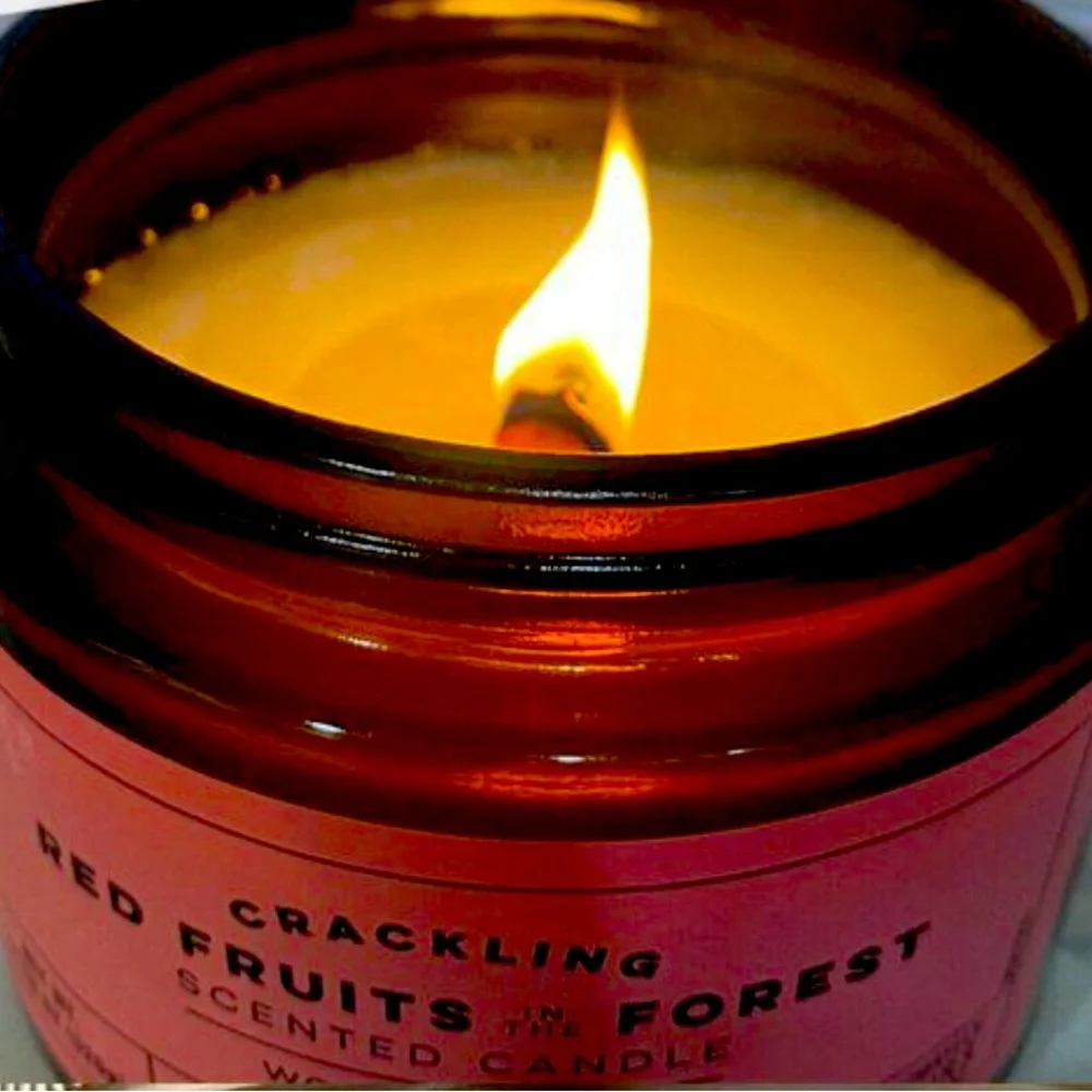 Trader Joe’s Crackling Wood Wick Red Fruits in the Forest Candle
